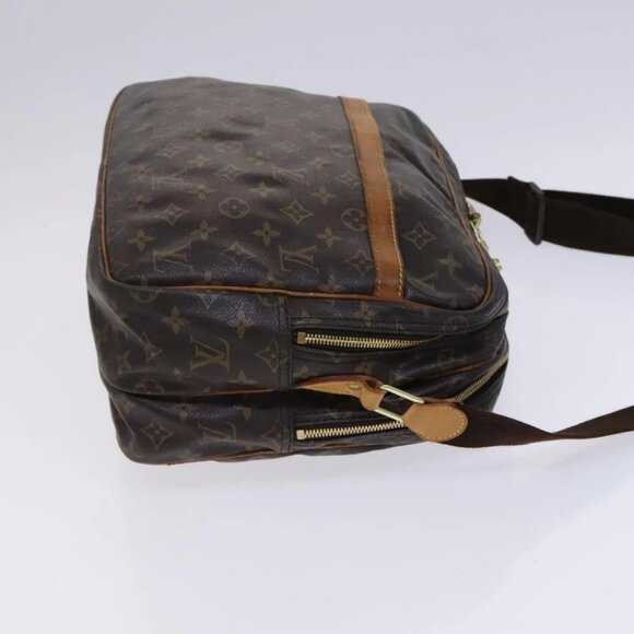LOUIS VUITTON Monogram Reporter GM Shoulder Bag - Picture 3 of 15